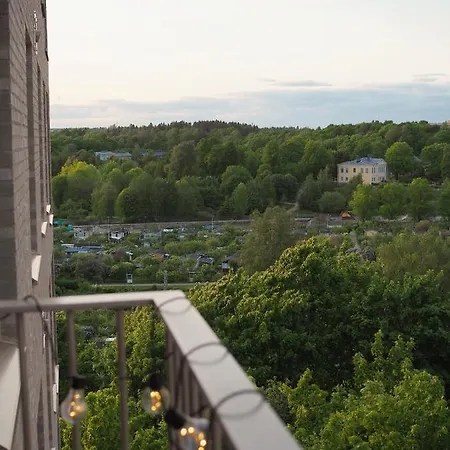 Candy-colored Two-room With Sweet Views