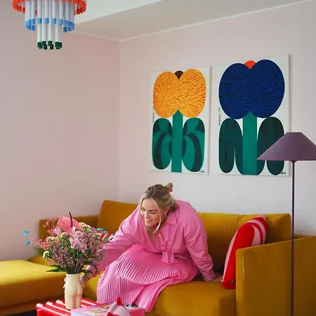 公寓 Candy-colored Two-room With Sweet Views