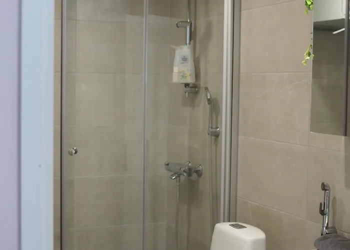 Candy-colored Two-room With Sweet Views הלסינקי