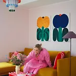 Huoneisto Candy-colored Two-room With Sweet Views