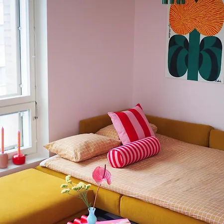Apartmán Candy-colored Two-room With Sweet Views *